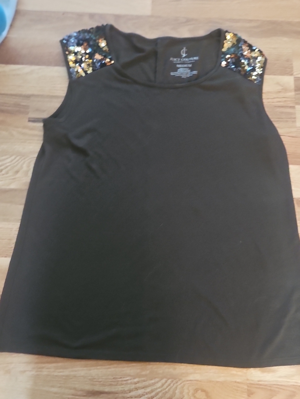Juicy Couture Women's medium dark green tank top with gold shoulder sequen
